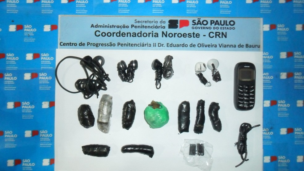 Drogas, celulares e eletrônicos são apreendidos com detentos da região de Bauru após saída temporária — Foto: Reprodução/SAP