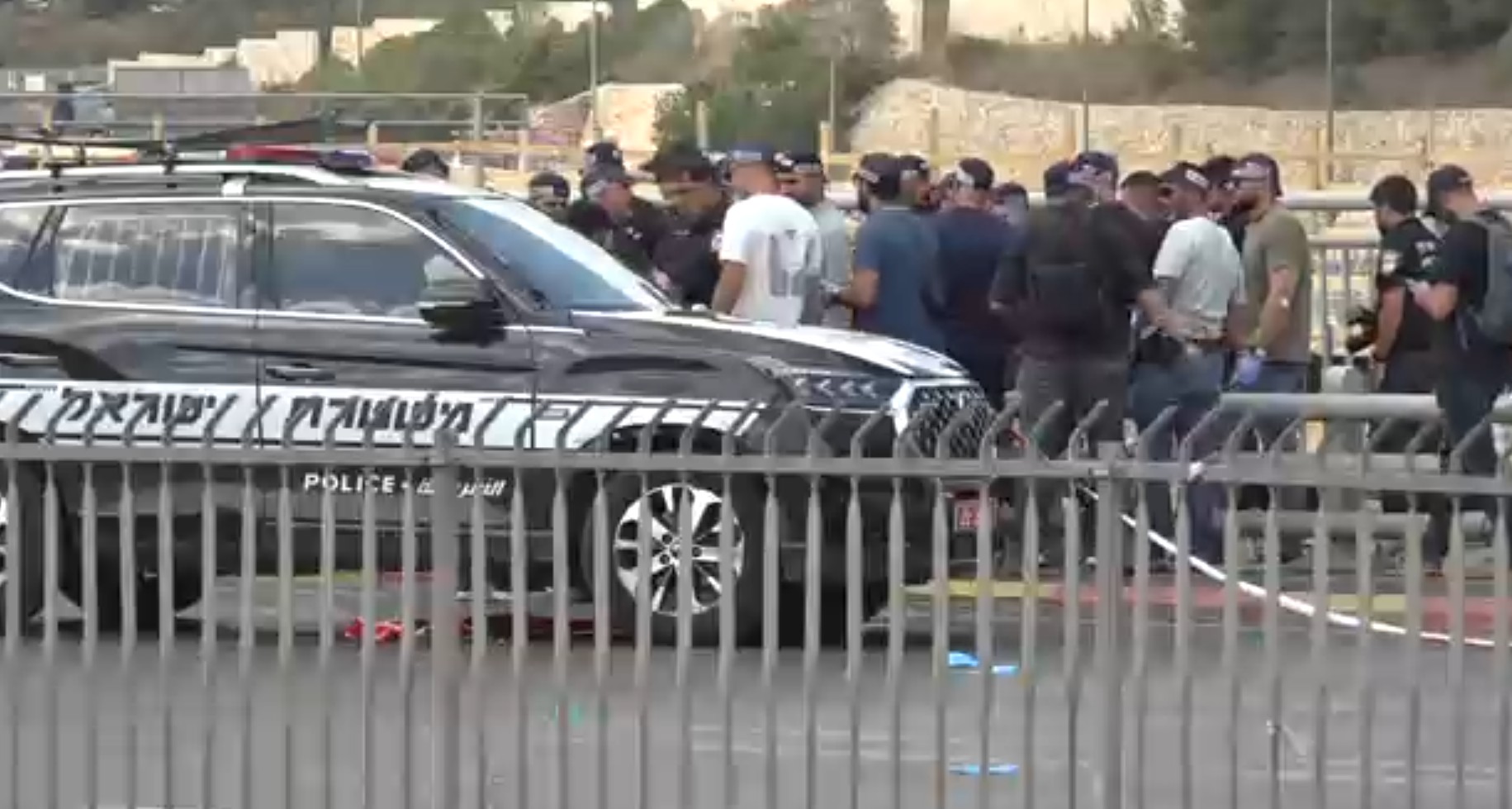 Tiroteio em Jerusalém deixa 15 feridos