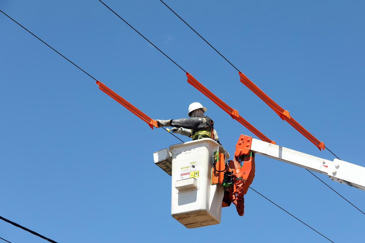 Companhia de energia usa 'tinta inteligente' para combater furtos de cabos elétricos no RN   