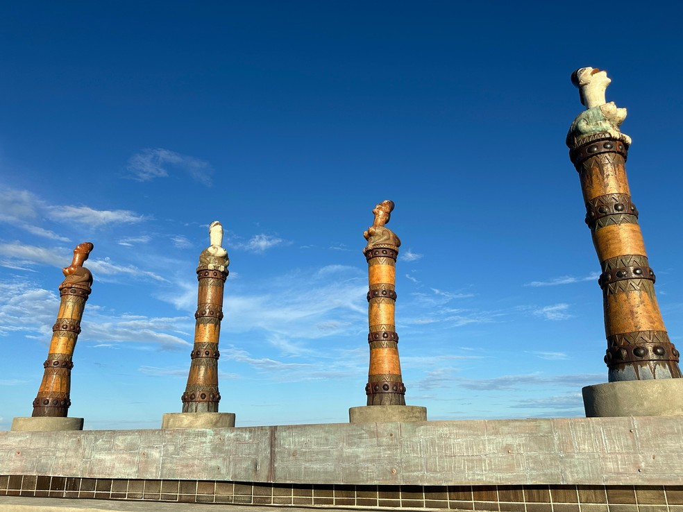 Esculturas de Francisco Brennand foram restauradas e estão novamente em exposição no Marco Zero do Recife — Foto: Gustavo Ferreira/TV Globo