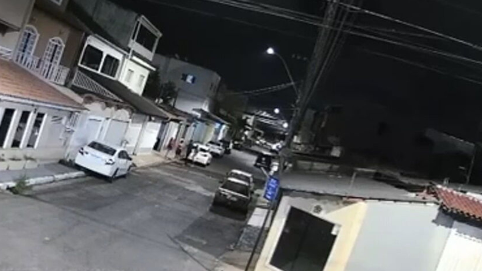 Falsos policiais federais são presos após assalto a empresário de joias no DF; VÍDEO flagrou ação