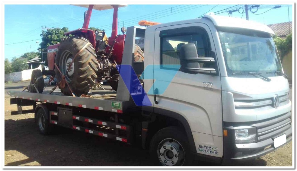 Caminhão anunciado no leilão online que o morador arrematou | Foto: Reprodução/Internet