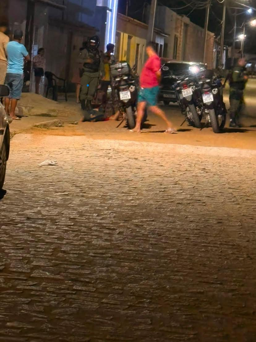 Homem de 46 anos é morto a tiros em rua de Lagoa Grande