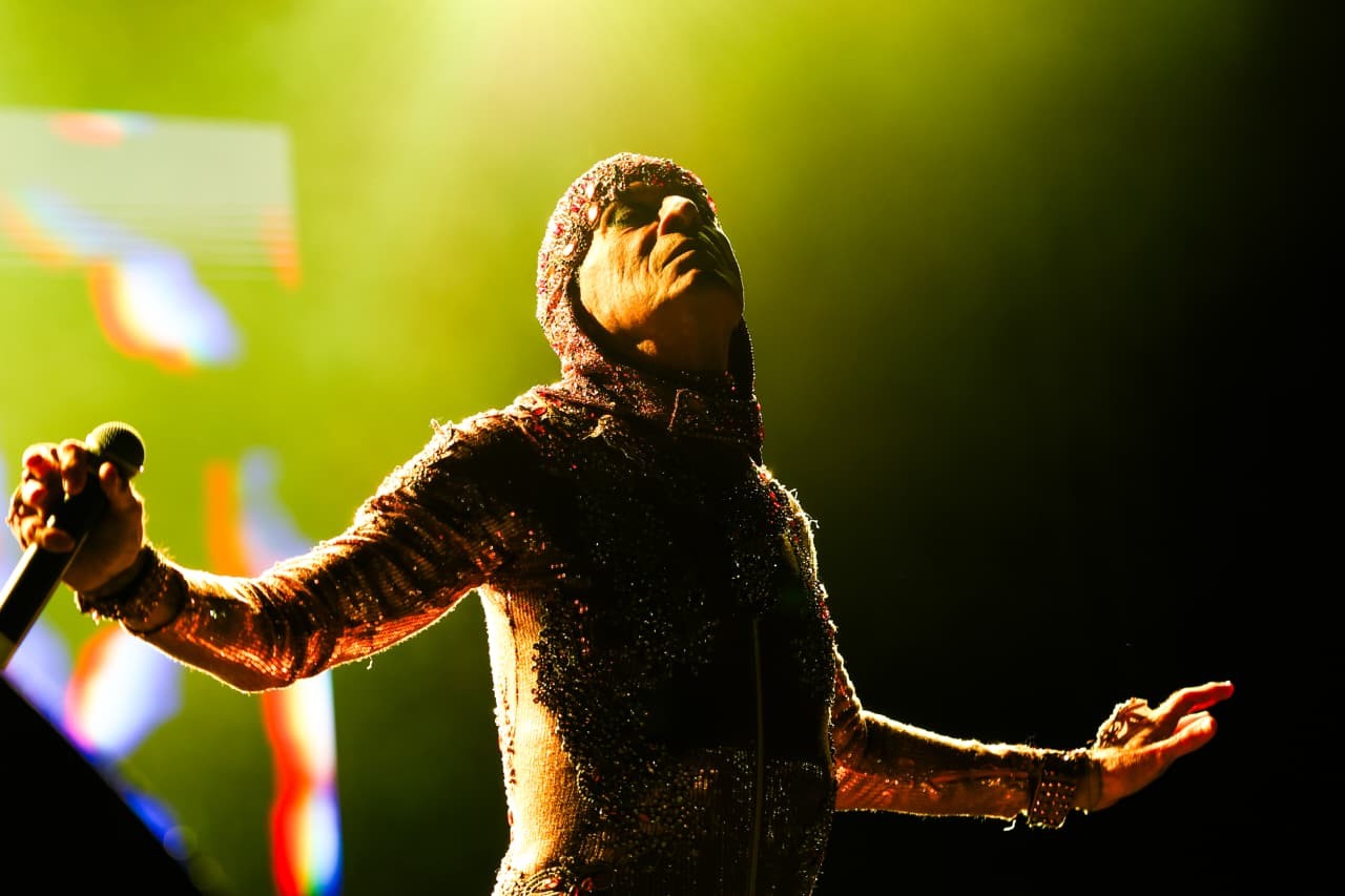 Ney Matogrosso betovert het publiek met MPB-hits op het Bahia Winter Festival 2025 — Foto: Laécio Lacerda