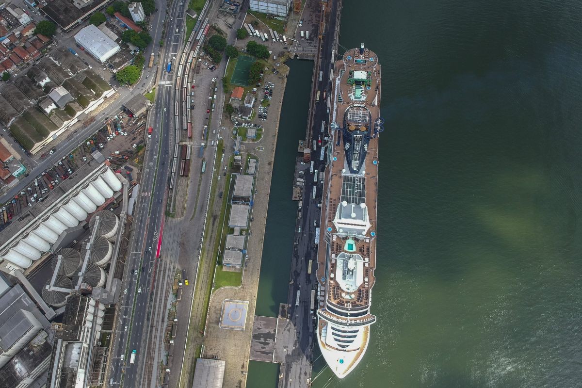 Maior terminal marítimo de passageiros da América do Sul completa 25 anos de operações no Porto de Santos, SP; FOTOS