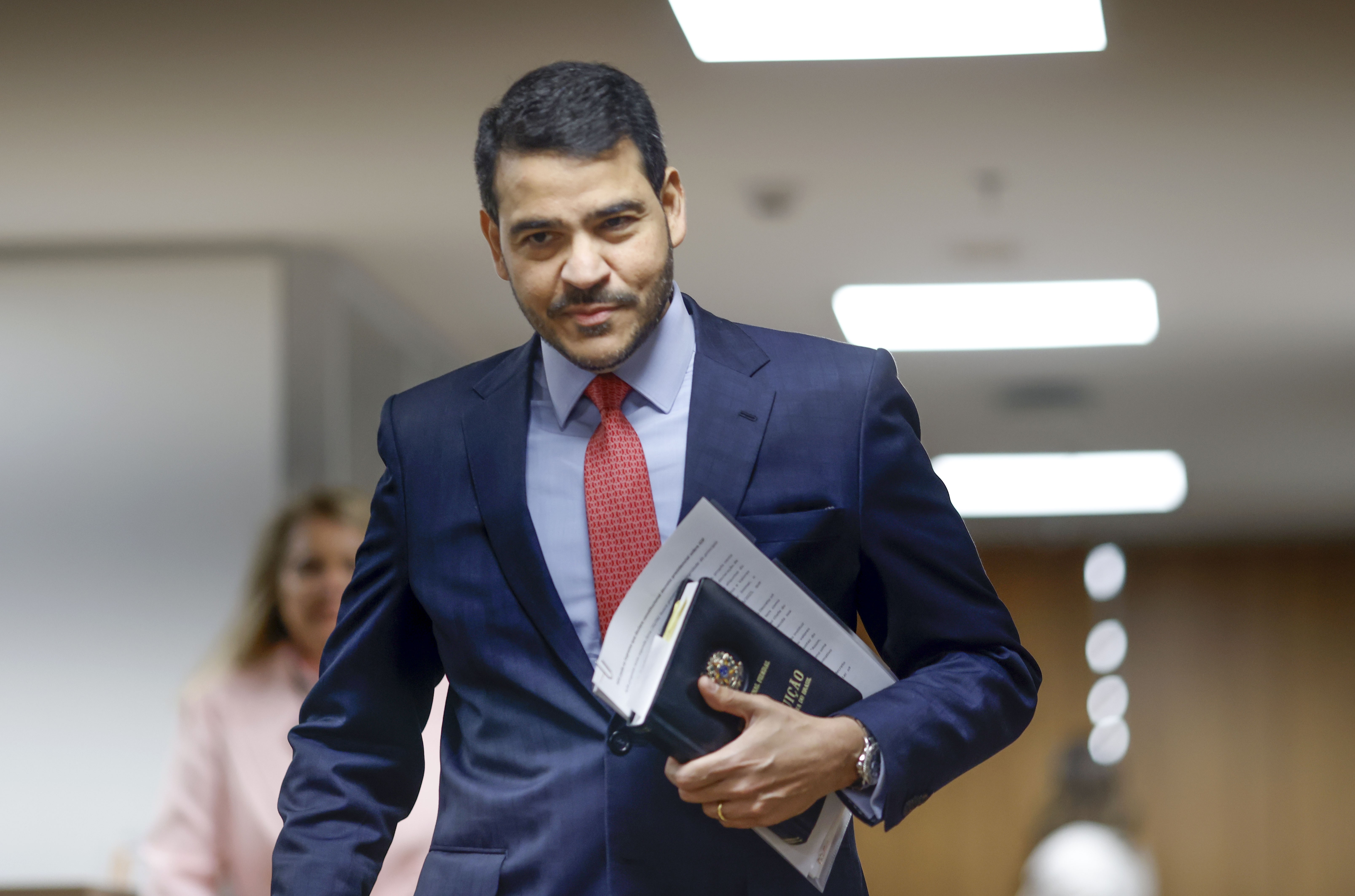 Lula vai fazer rodadas de conversas com senadores em favor da indicação de Messias, dizem aliados