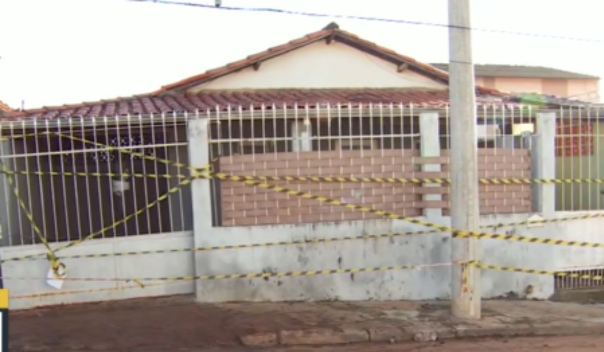 Moradores de Paulínia precisam deixar casas por conta de rachaduras após falha em esgoto