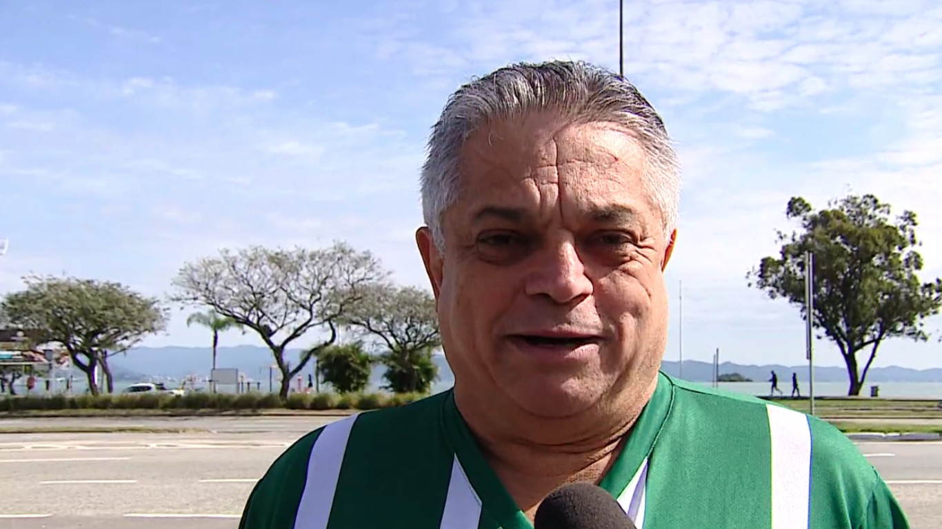 Eleições 2026 em SC: João Rodrigues ouve reivindicações de moradores em Florianópolis | G1