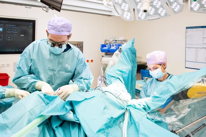 Quase 40 anos depois do pênis, clitóris ganha cirurgia para manter o prazer após procedimento por câncer