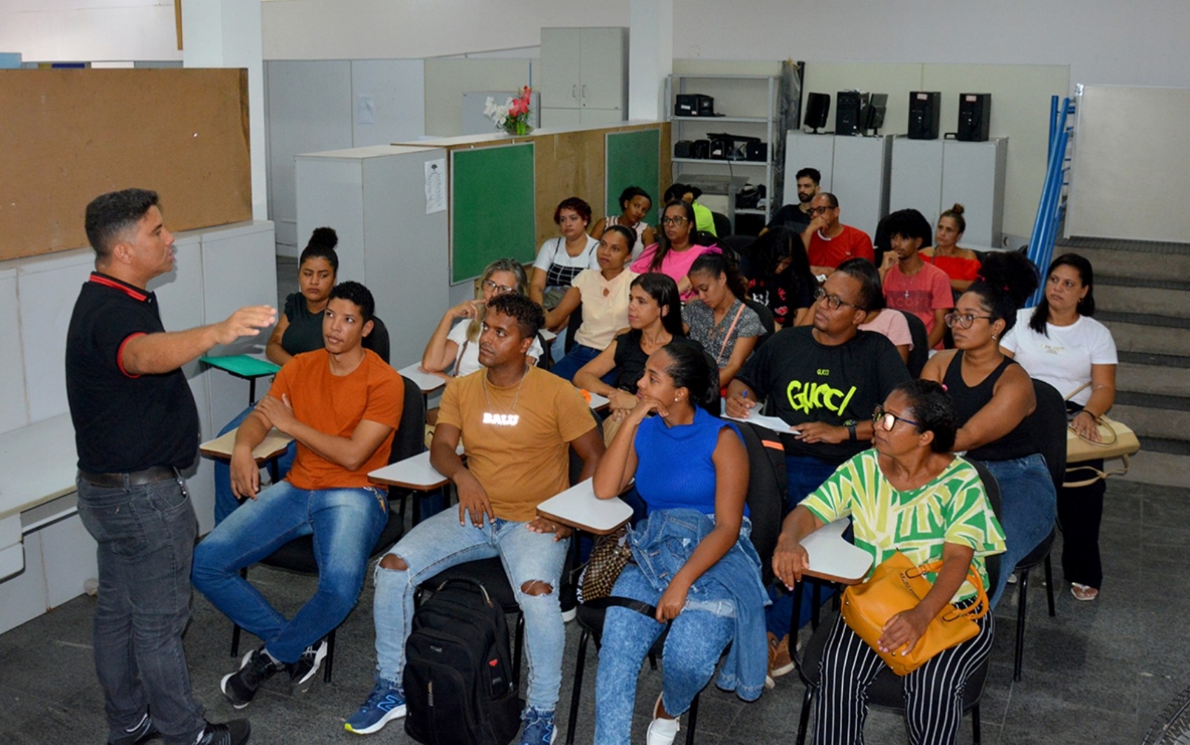 Casa do Trabalhador oferece 60 vagas em cursos gratuitos de qualificação em Feira de Santana; saiba mais