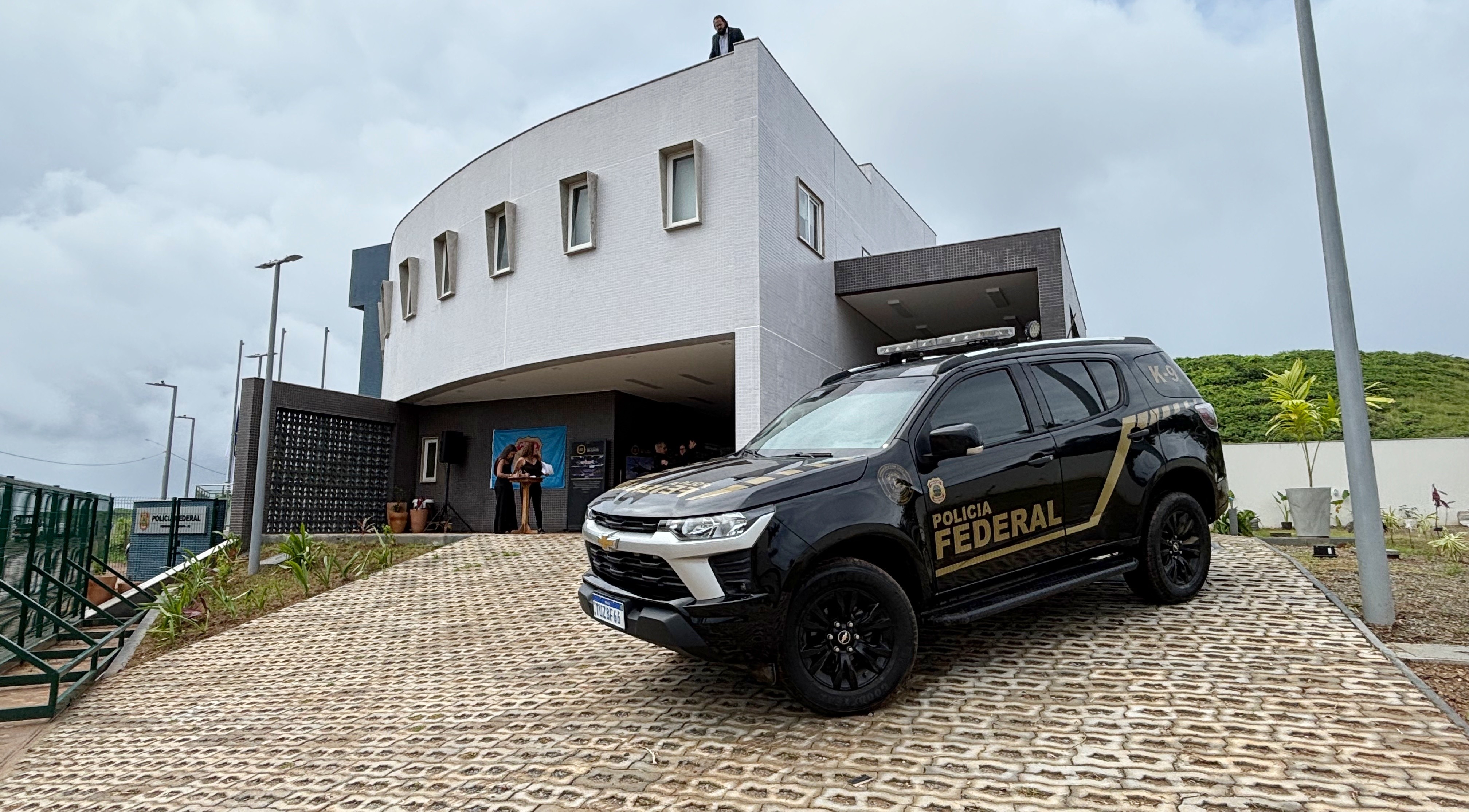 Polícia Federal abre posto em Fernando de Noronha para reforçar combate ao tráfico internacional