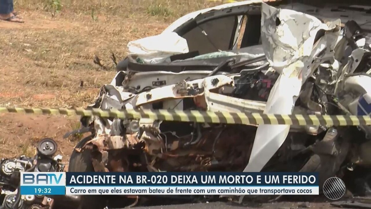 Homem Morre E Uma Pessoa Fica Ferida Após Batida Entre Carro E Caminhão ...