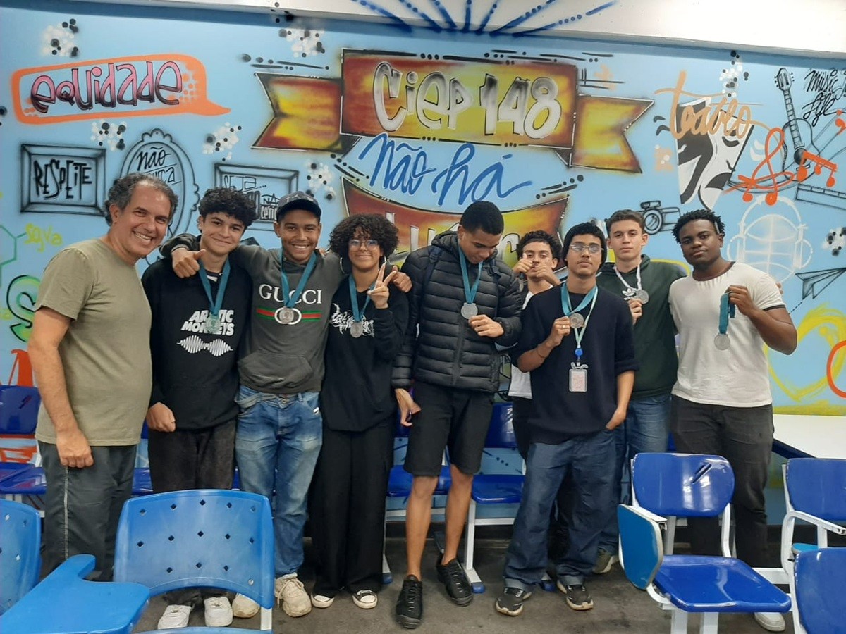 Alunos de Araruama conquistam medalhas em olimpíada nacional de empreendedorismo
