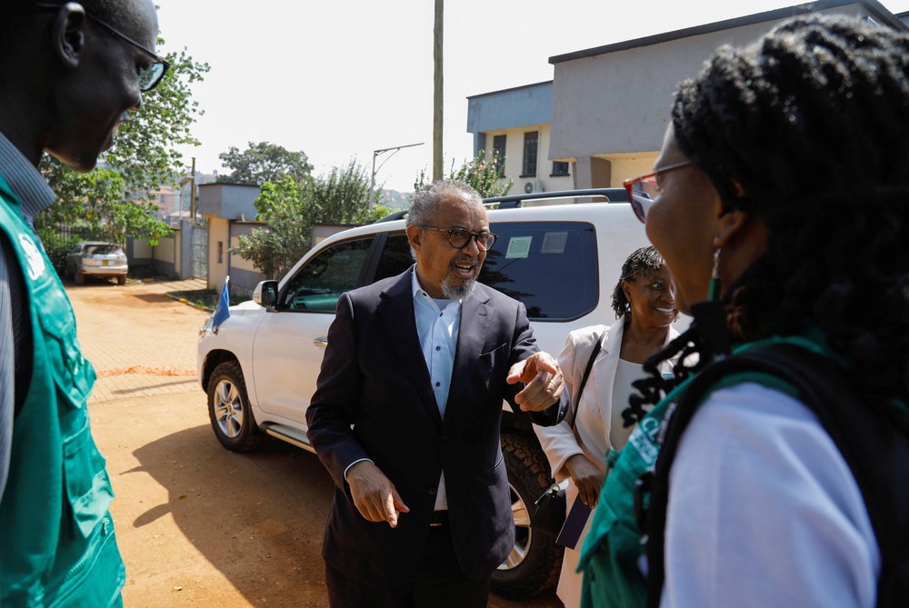 Diretor da OMS defende combate ao epicentro do ebola para evitar restrições econômicas em Uganda