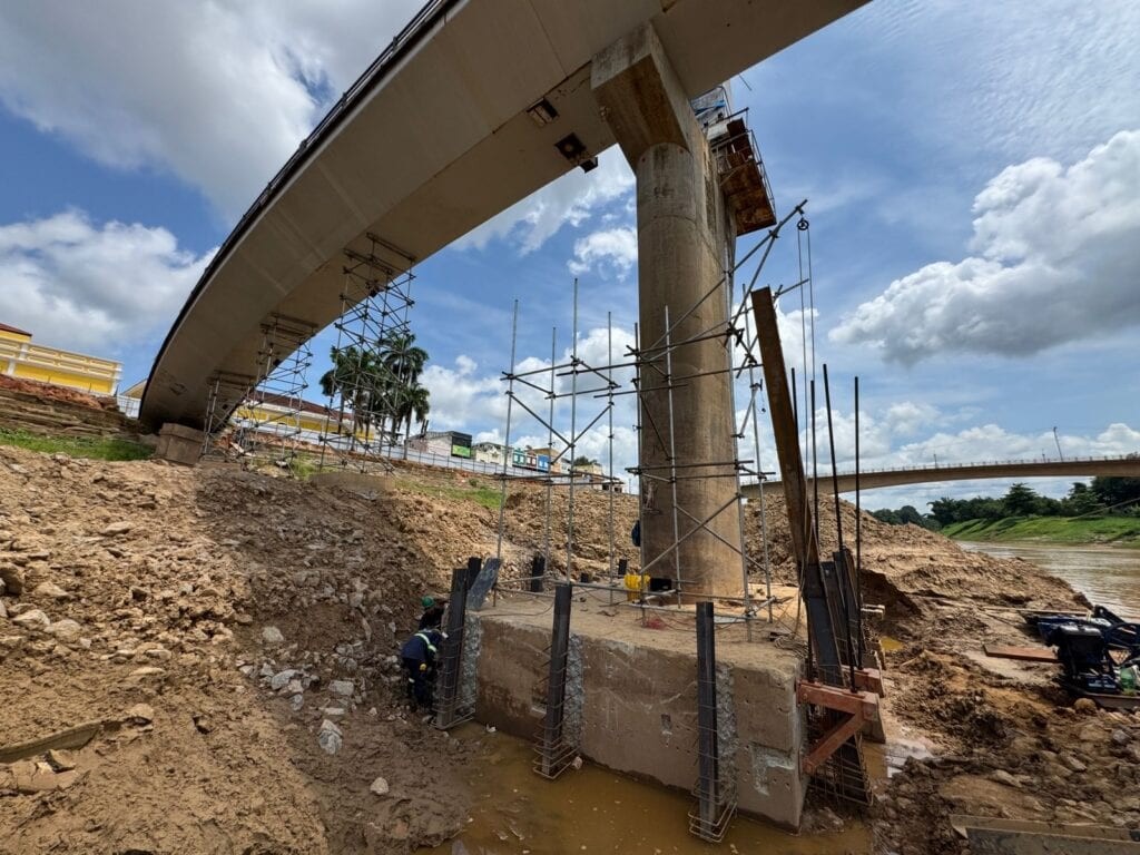 Reforma da Passarela Joaquim Macedo, em Rio Branco, será concluída em 10 meses, diz Deracre