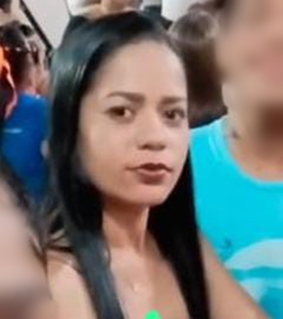 daniele-vieira-dos-santos Suspeito de matar esposa tirou selfie ao lado do corpo após feminicídio na Paraíba