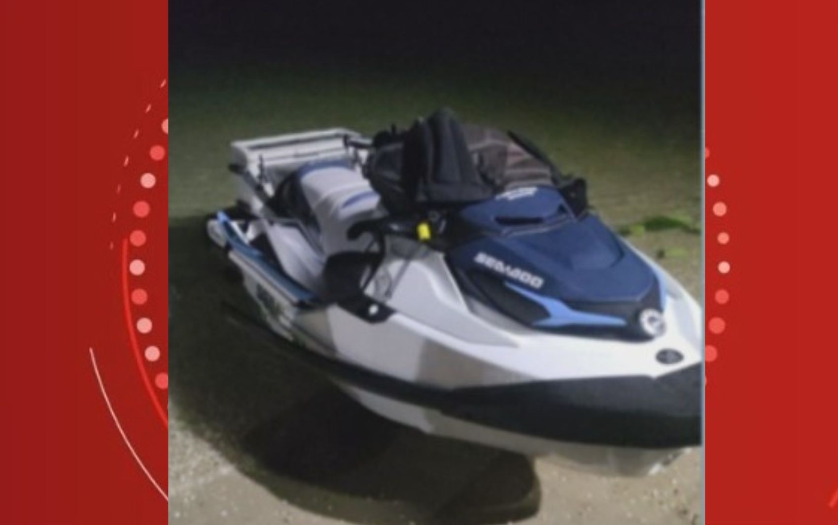 Homem morre e mulher fica gravemente ferida após acidente com moto aquática e barco em Salvador