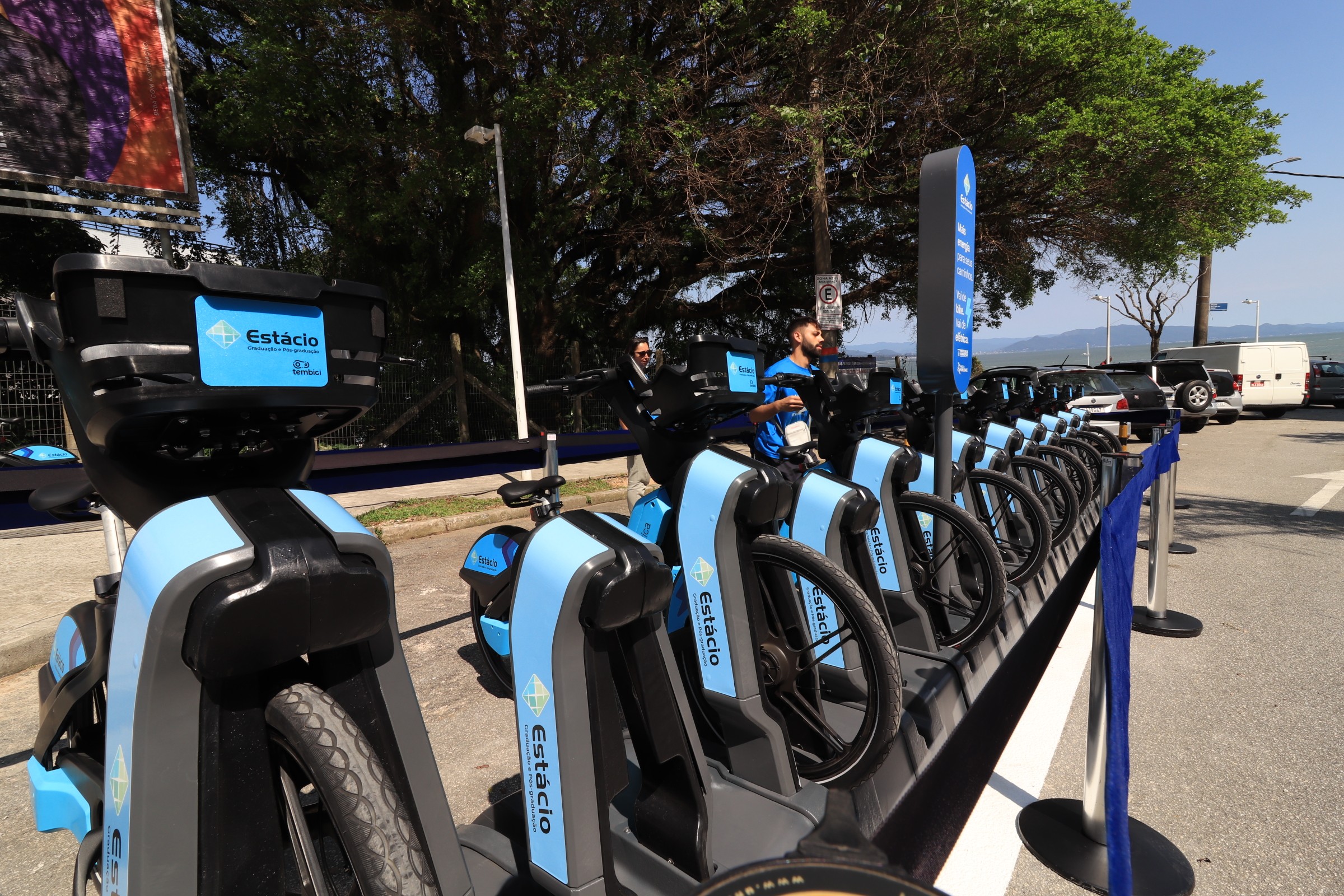 Estações de bicicletas compartilhadas impulsionam mobilidade em Florianópolis