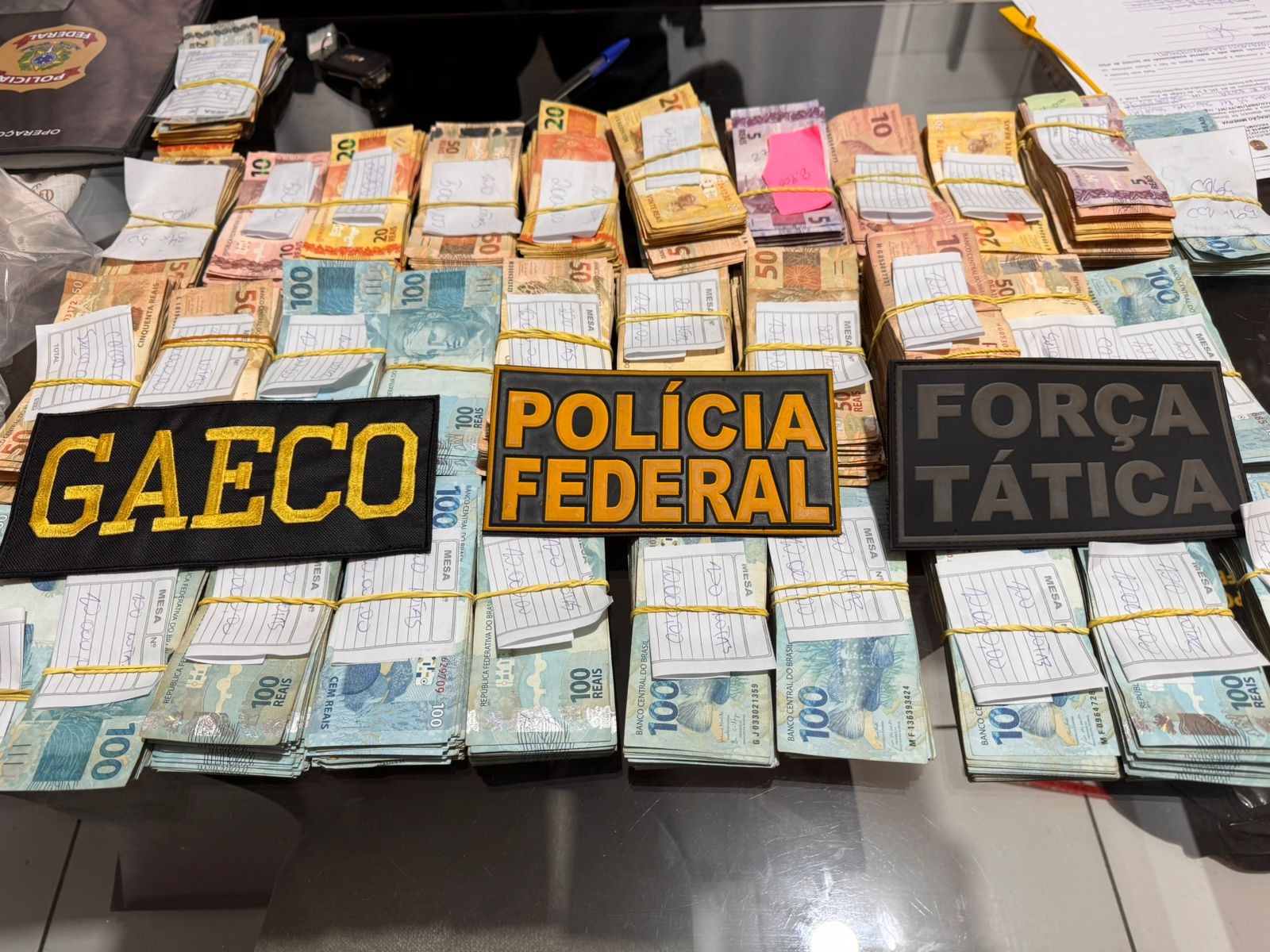 Empresária e outros 13 suspeitos de integrarem esquema de tráfico de drogas são alvos de operação da PF em MT 