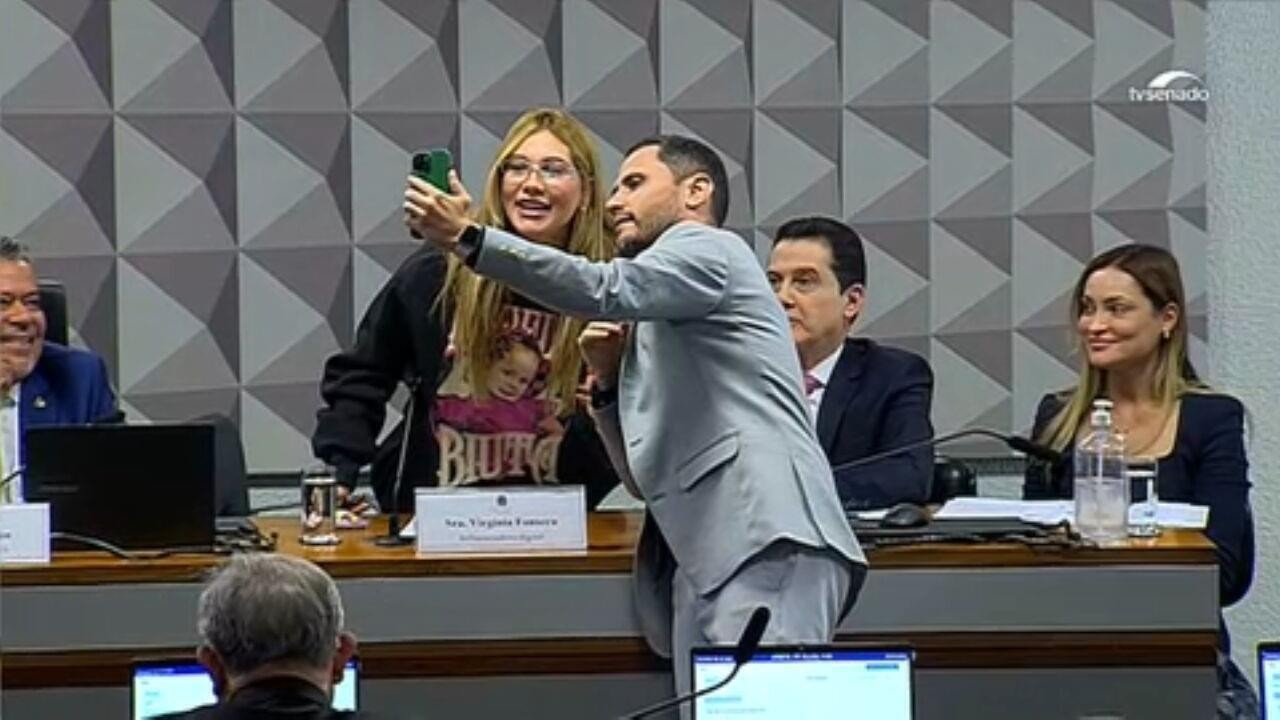 Senador pede 'selfie' com Virginia Fonseca durante CPI das Bets