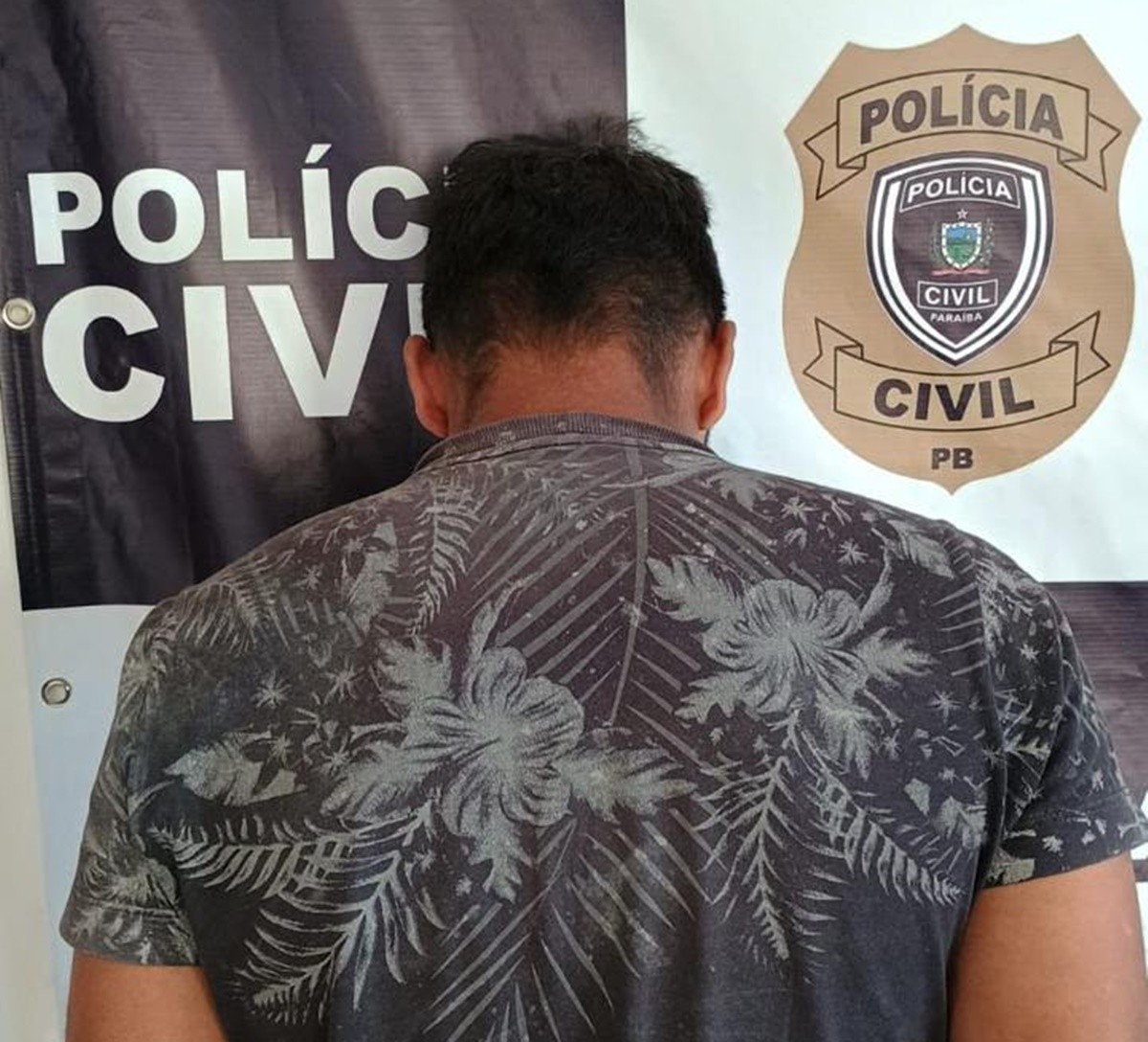 Homem é preso, suspeito de compartilhar conteúdo de exploração sexual infanto-juvenil, no litoral norte da Paraíba