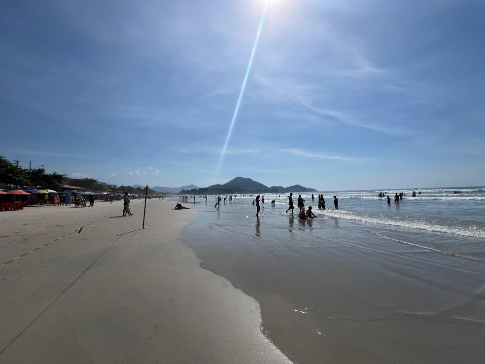 Praia Grande, em Ubatuba (SP), é uma das mais afetadas pela erosão costeira — Foto: Francisco Trevisan