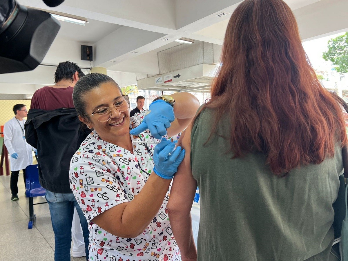 Botucatu faz novo Dia D de vacinação contra a dengue | G1
