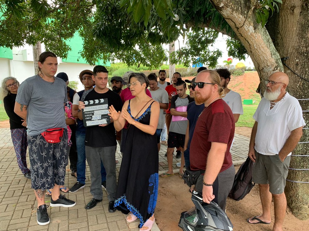 Produtores culturais de Parnamirim protestaram contra resultado da Lei Paulo Gustavo — Foto: Gustavo Brendo/Inter TV Cabugi