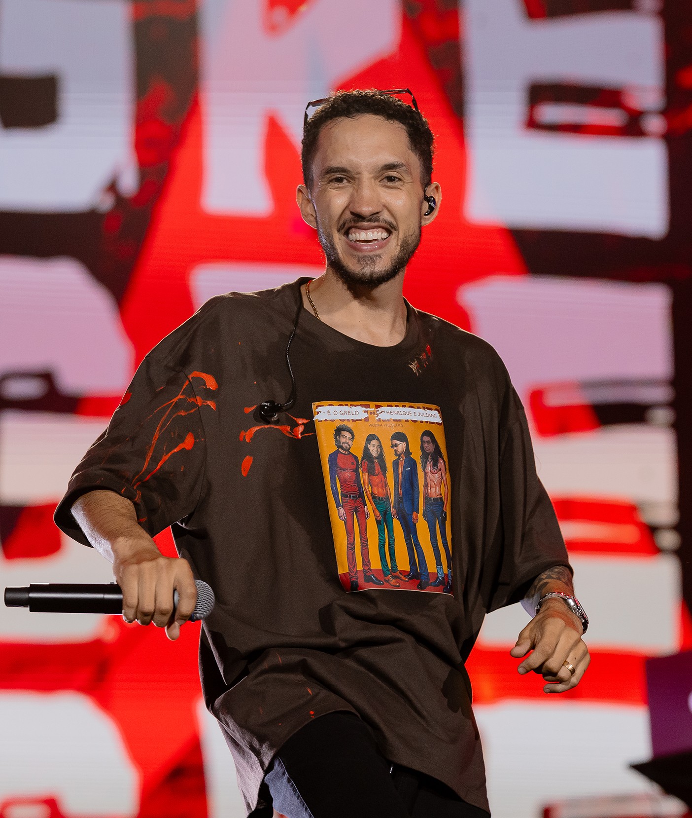 Grelo aciona ‘Caminhão de frete’ para dar a partida em disco gravado ao vivo em show feito em abril em Salvador