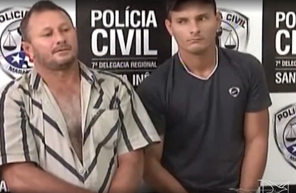 Antônio Silva Campos (à esquerda) e o filho dele Vanderley Campos Paixão (à direita) presos em 2012. — Foto: Reprodução/TV Mirante