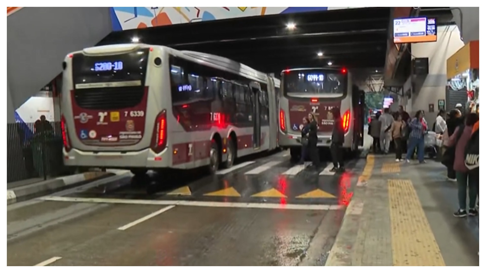 São Paulo amanhece com circulação de ônibus normalizada após paralisação