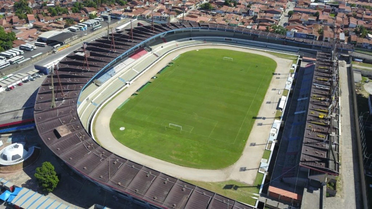 PGE identifica risco de colapso e pede interdição de áreas do Estádio Rei Pelé, em Maceió