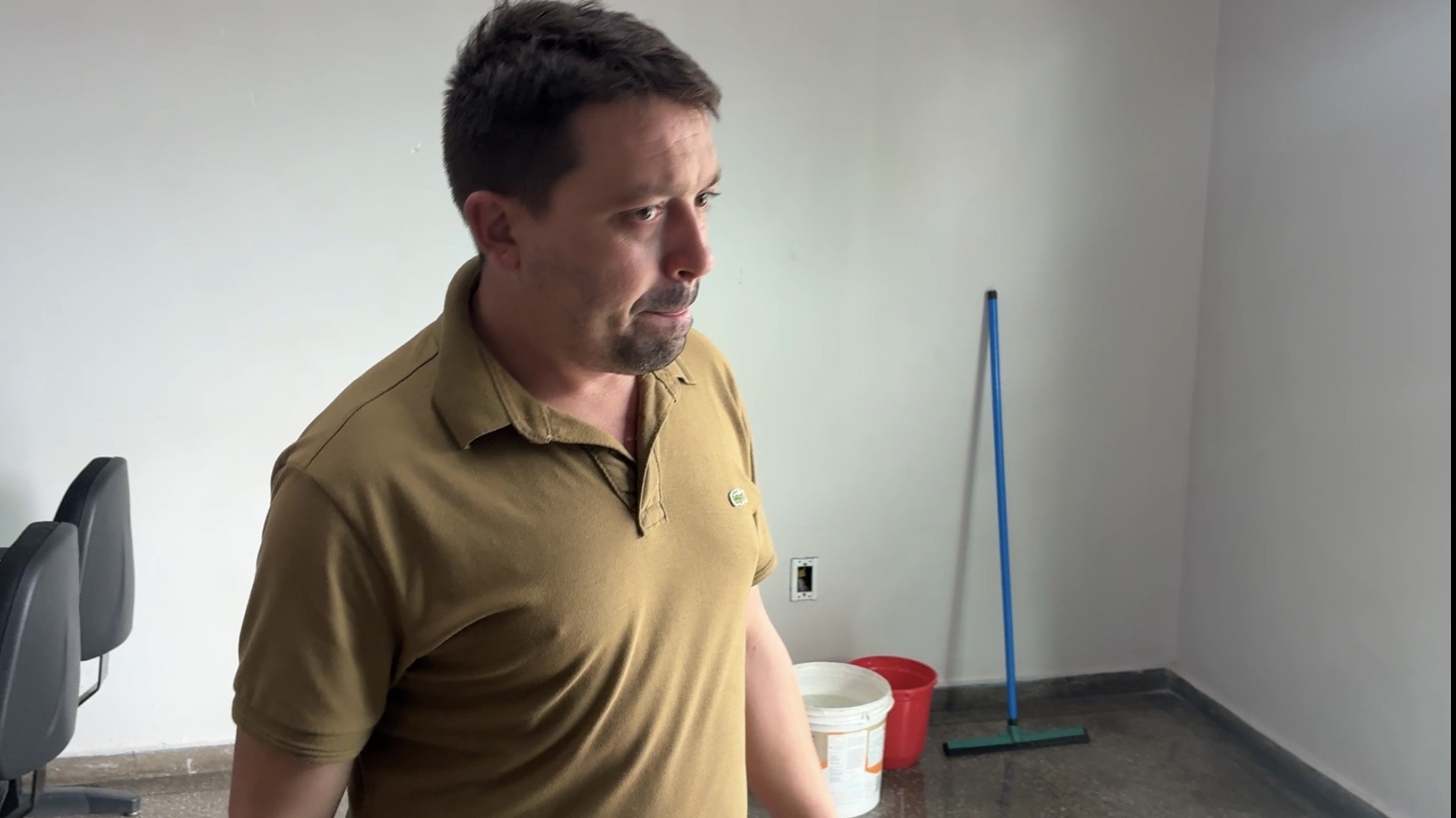 Empresário é resgatado de cativeiro após ser sequestrado ao sair de restaurante em Manaus