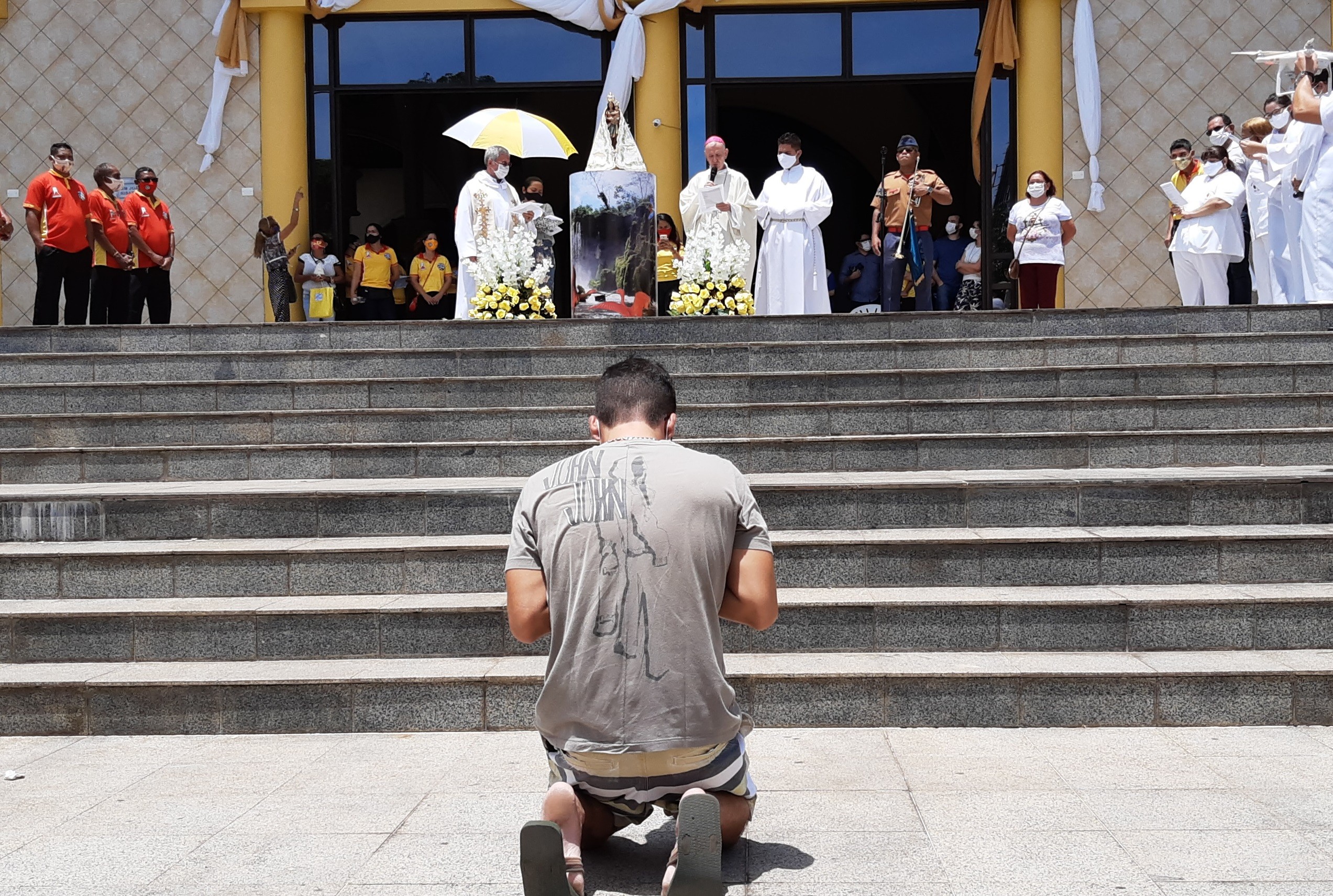 SC ganha meio milhão de evangélicos em 10 anos e religião atinge 32% da população