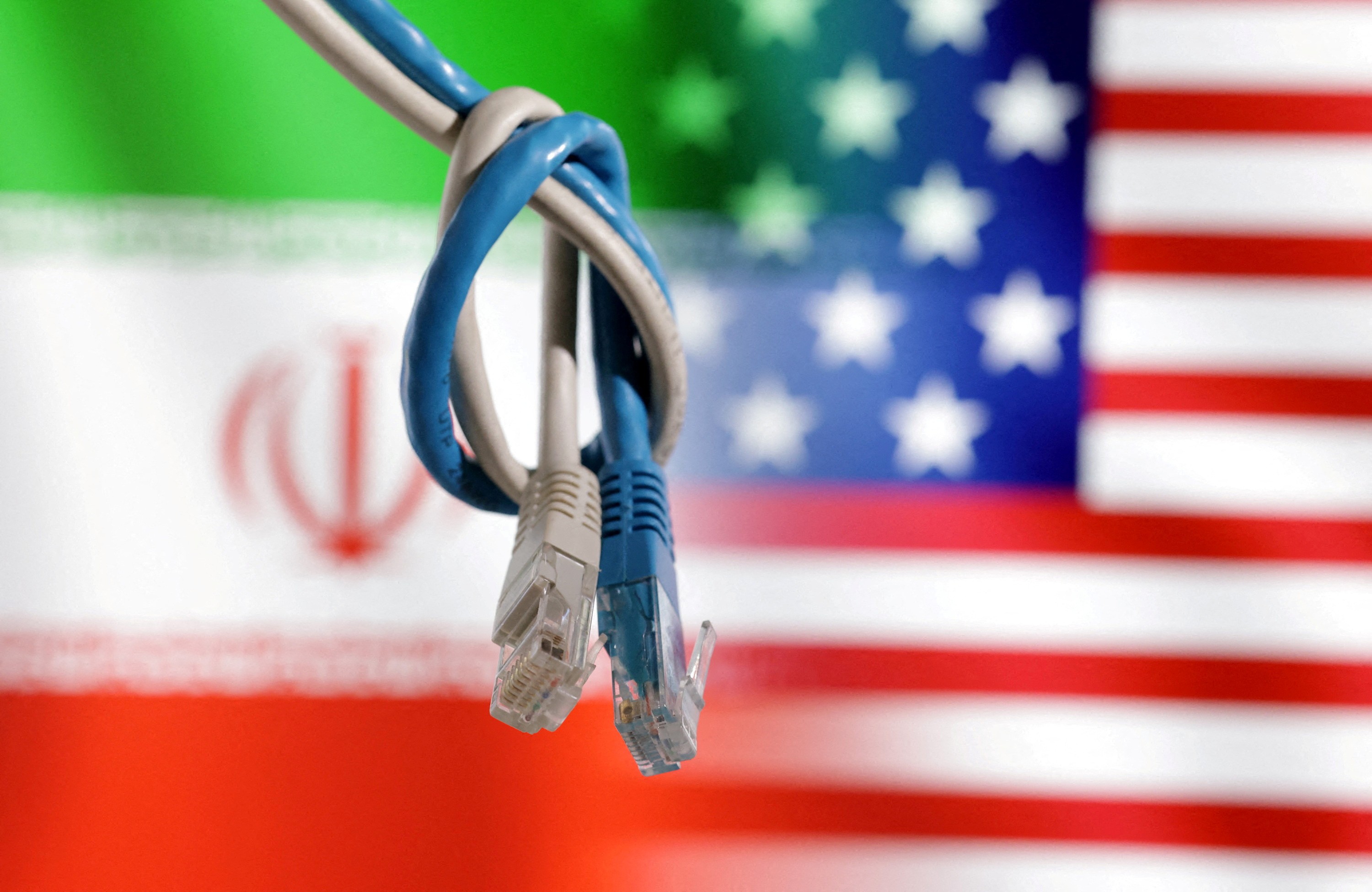 Hackers iranianos miram ataques à infraestrutura crítica dos EUA, alertam agências americanas