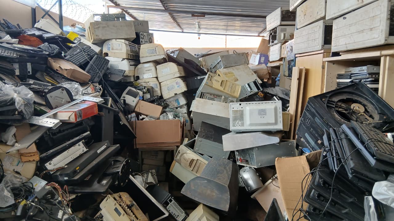 Computadores, pilhas e televisores: qual jeito certo de descartar eletrônicos em Boa Vista