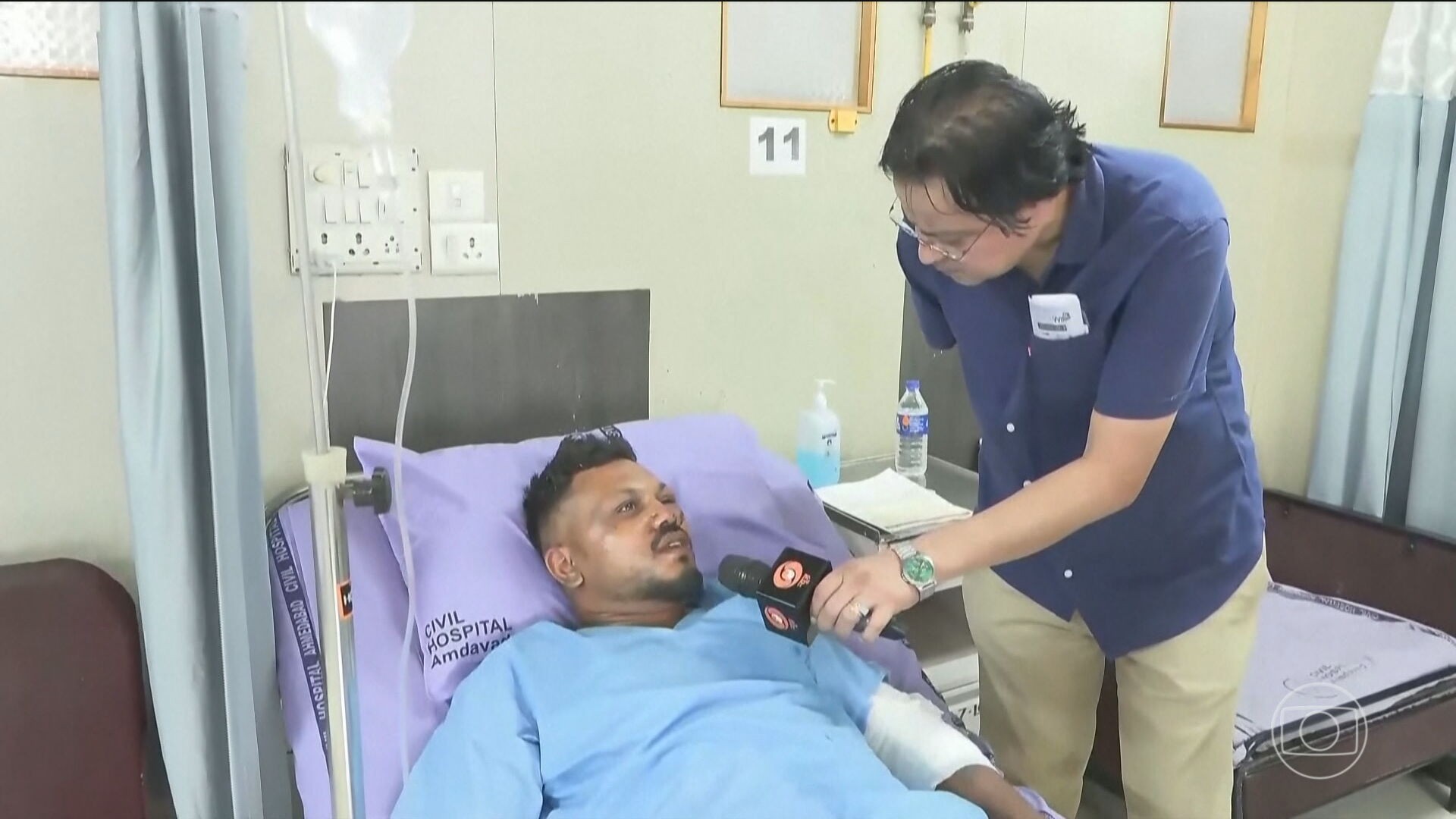 ‘Achei que ia morrer, mas, quando abri os olhos, percebi que estava vivo’, conta único sobrevivente de acidente aéreo na Índia