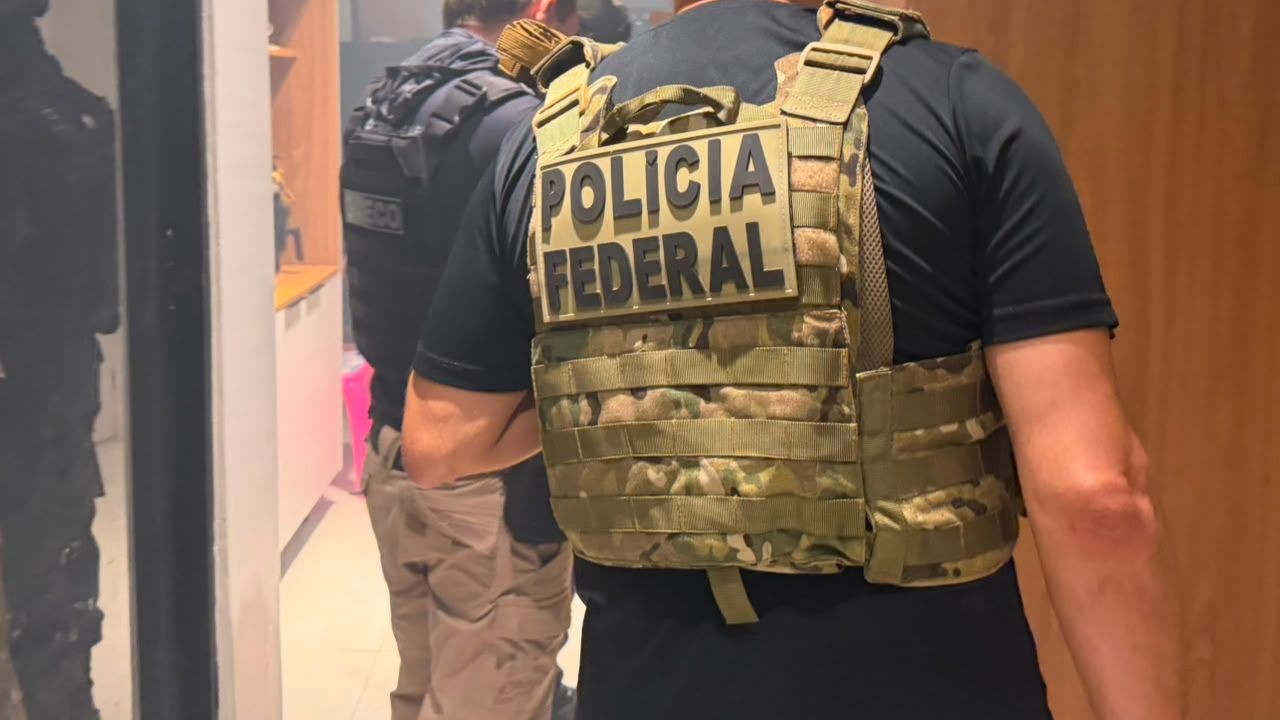 Operação da PF mira organização que usava aviões adulterados no tráfico de drogas e movimentou R$ 35 milhões