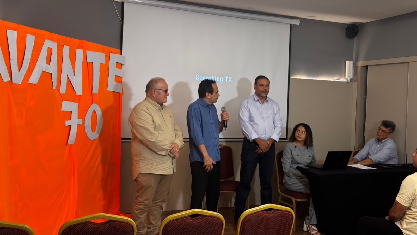 Antônio Jóse Lira diz ser candidato ao Senado pelo Avante no Piauí em meio a disputa judicial dentro da sigla