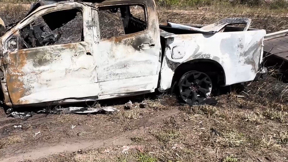 Família de Linhares, no Espírito Santo, seguia em caminhonete quando morreram no acidente na Bahia — Foto: Reprodução/TV Bahia