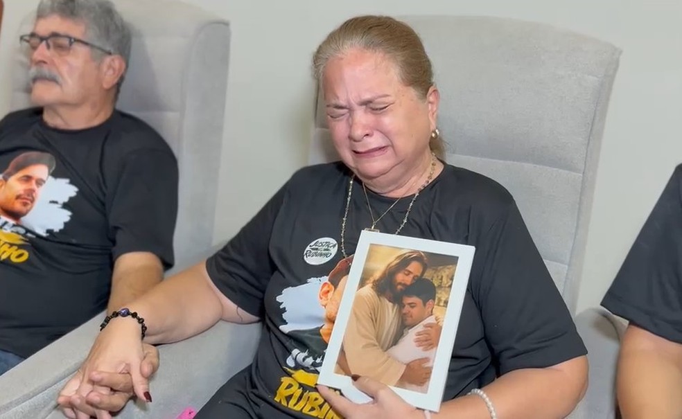 Pais de engenheiro morto a tiros ap&oacute;s briga em festa de S&atilde;o Jo&atilde;o na PB falam sobre trauma da fam&iacute;lia: &ldquo;Dor que ultrapassa todos os limites&rdquo; &mdash; Foto: Reprodu&ccedil;&atilde;o / TV Cabo Branco