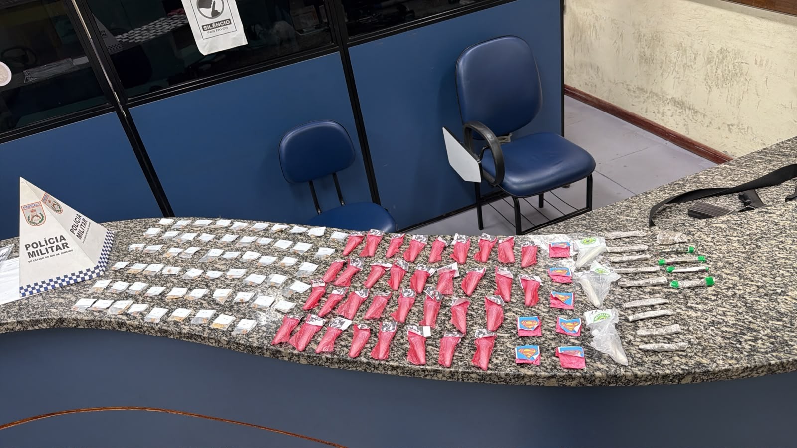 Drogas são apreendidas em Barra do Piraí