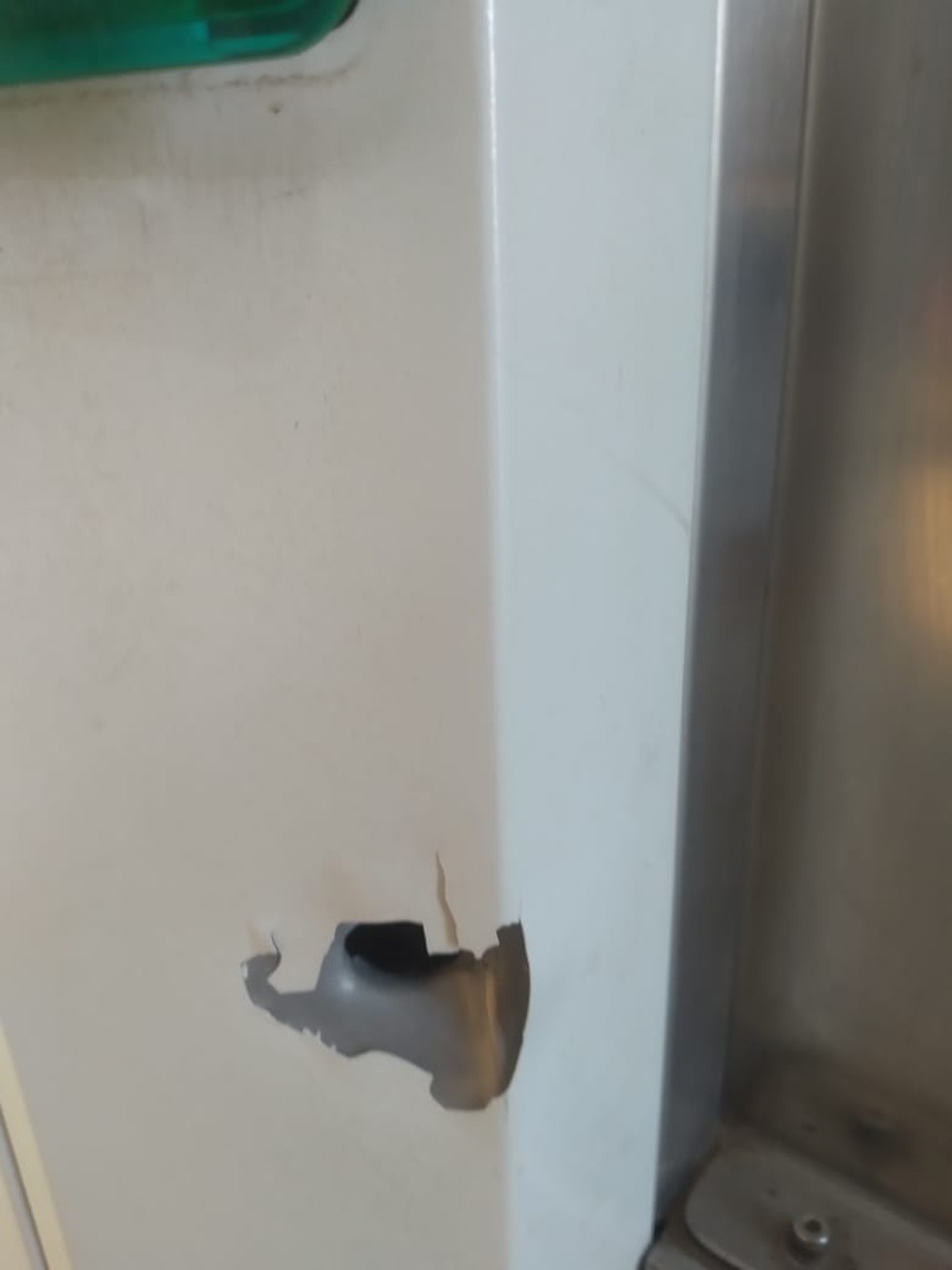 Portão de penitenciária é alvo de tiros na Zona Sul de Teresina; ninguém foi preso, diz secretaria de justiça — Foto: Reprodução