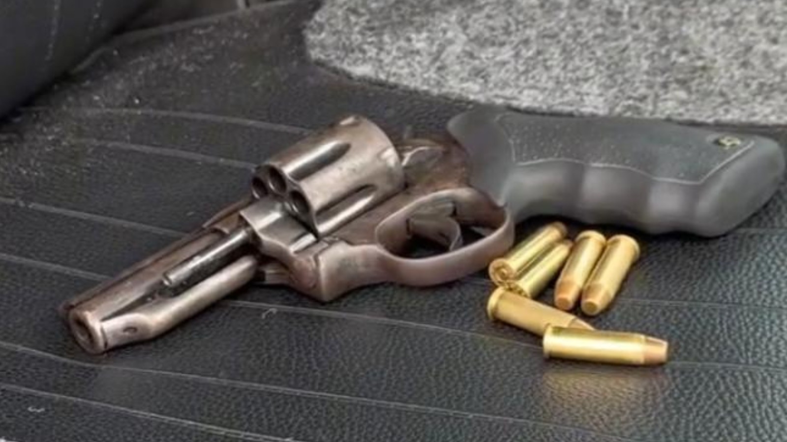 Motorista por app é preso por porte ilegal de arma durante corrida em Teresina
