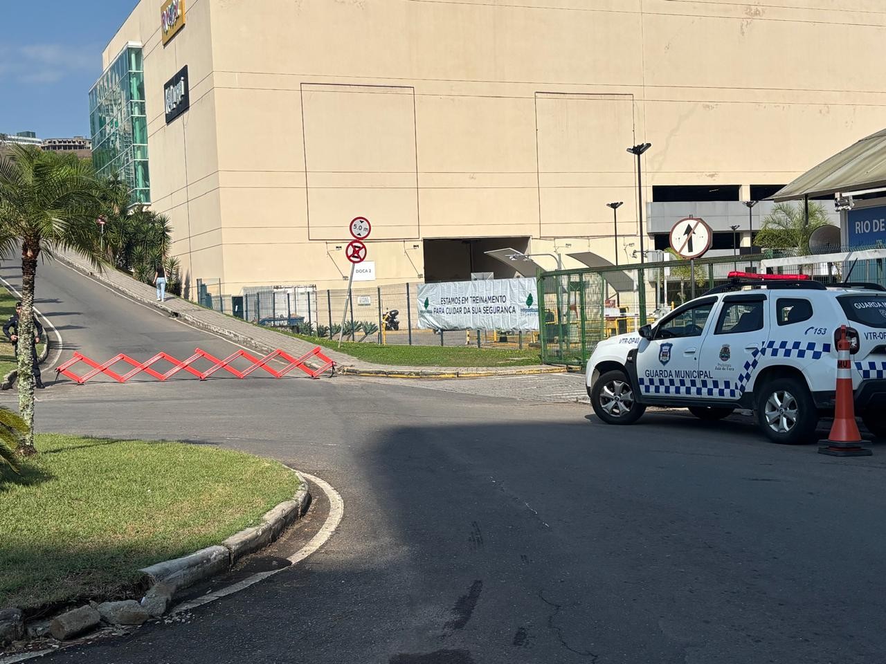 Independência Shopping realiza simulado de incêndio e acionamento de sirene em Juiz de Fora