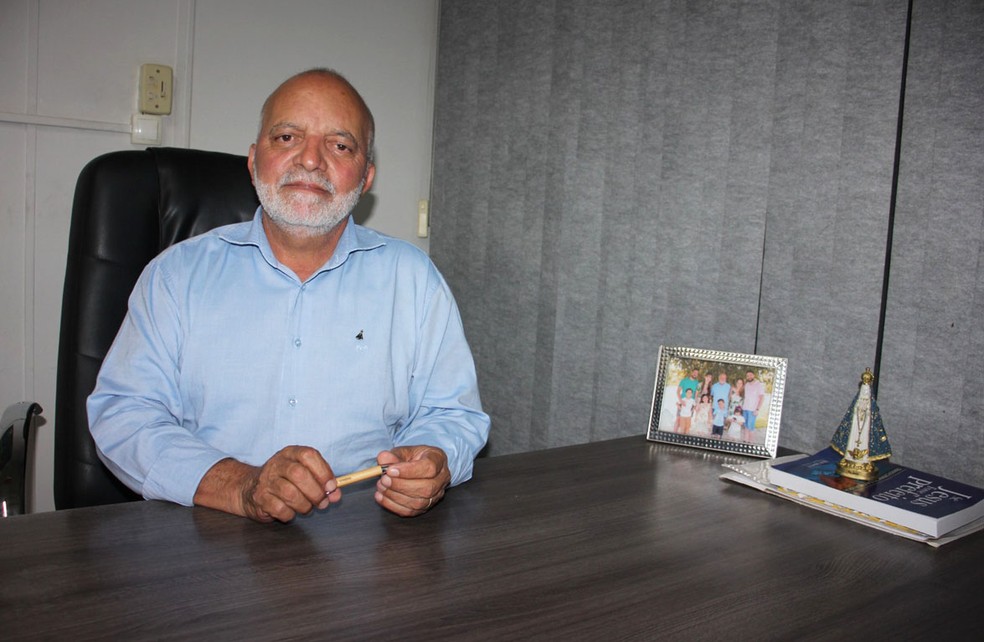 O vice-prefeito Cícero do Ceasa assumiu cargo de Daniel Alonso durante afastamento — Foto: JC Marília/Reprodução