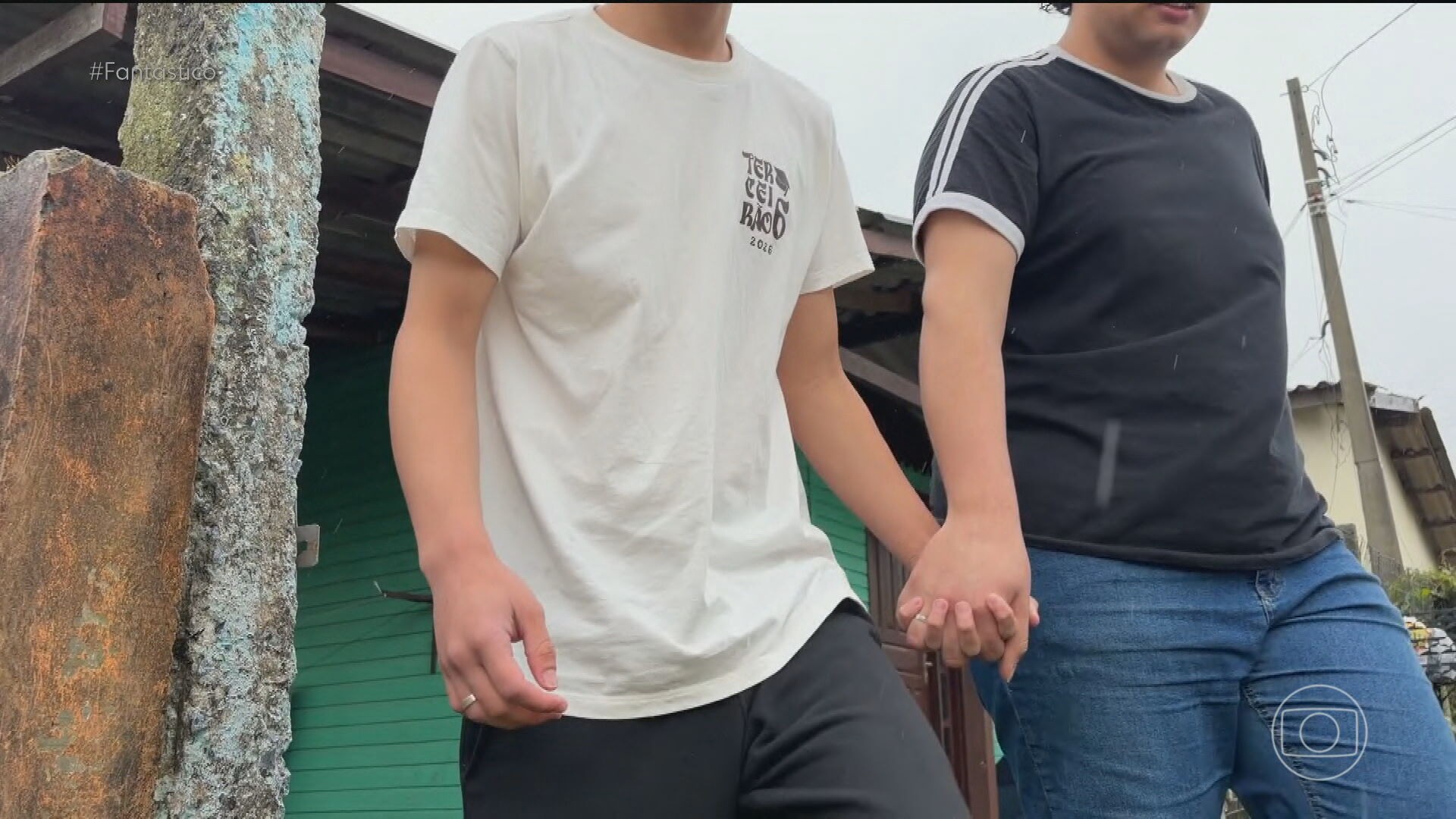 ‘Meu pai achou que não haveria consequências’: jovem expulso de casa por ser gay consegue indenização na Justiça contra os pais 