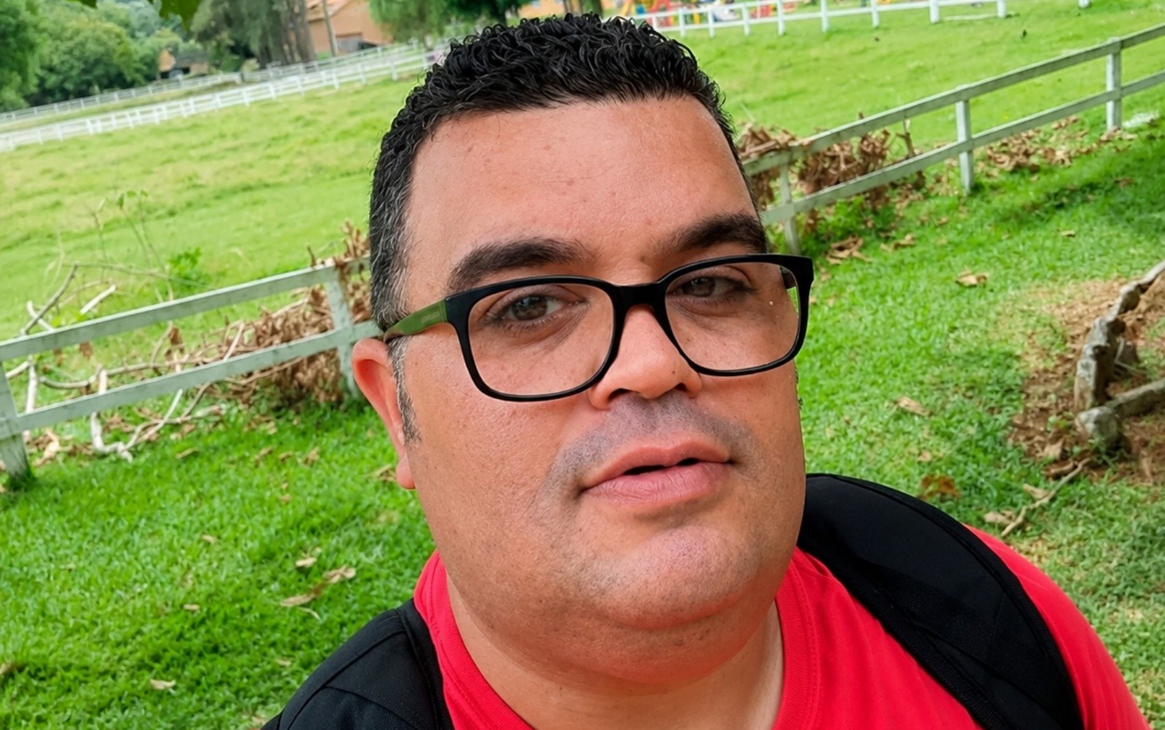 Motorista de aplicativo é encontrado morto na BR-459, em Santa Rita do Sapucaí, MG