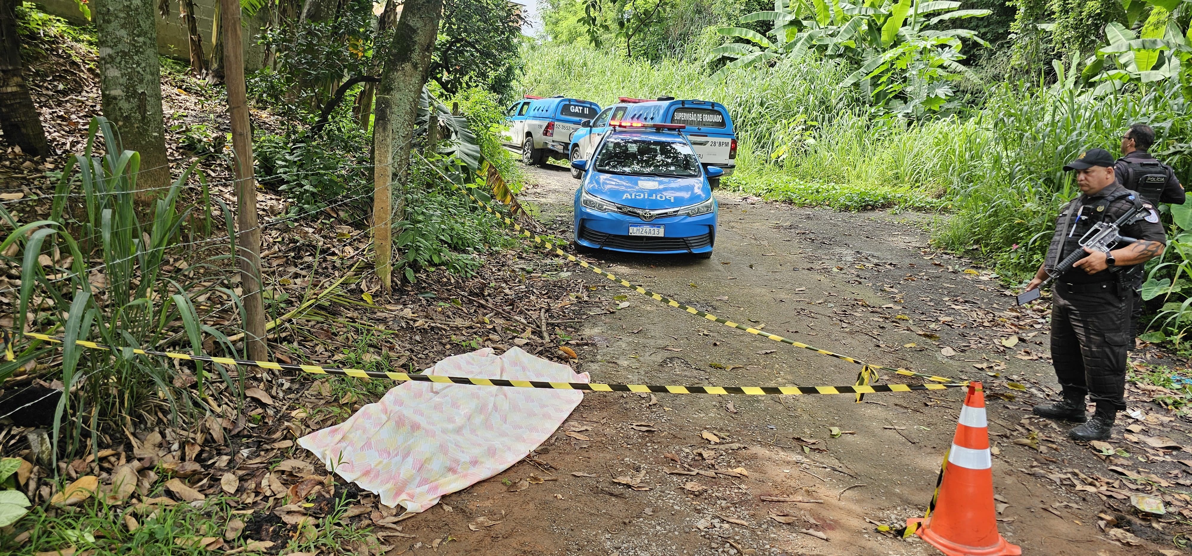 Corpo de adolescente é encontrado com marcas de tiros em Barra Mansa