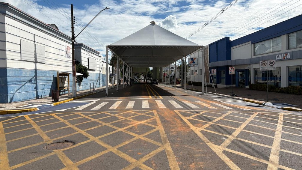 1 de 2
O circuito na Avenida Tamoios contará com monitoramento em tempo real e área totalmente isolada, garantindo um ambiente seguro e familiar para os foliões e turistas — Foto: Prefeitura de Tupã/Divulgação